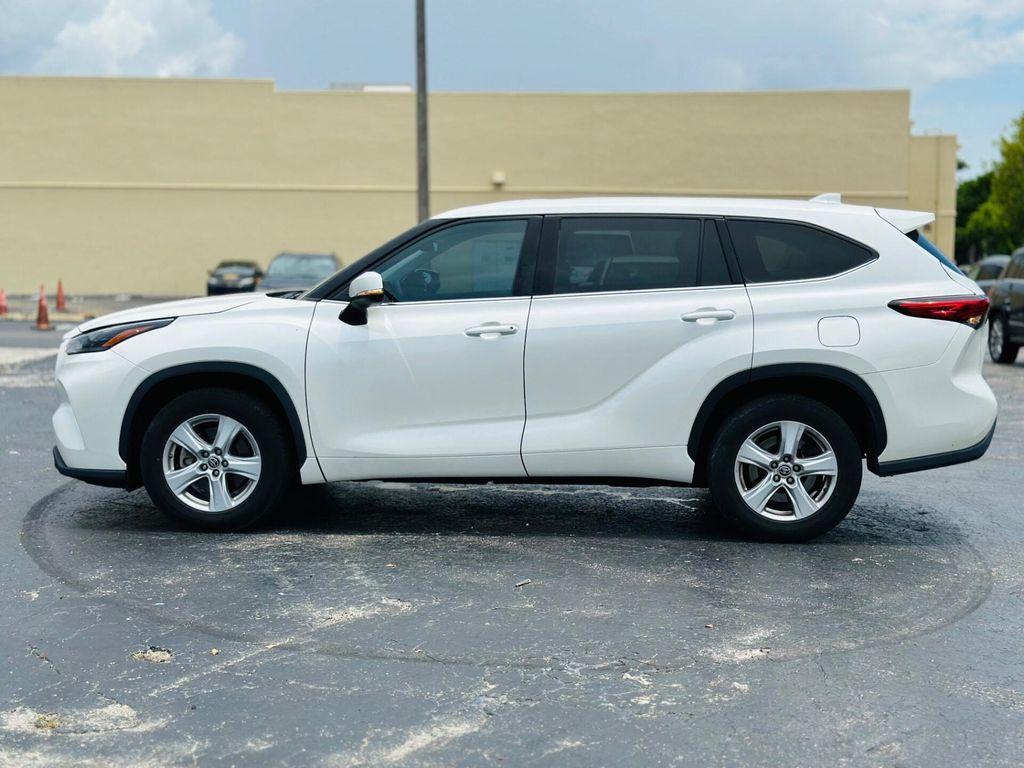 used 2021 Toyota Highlander car, priced at $21,999