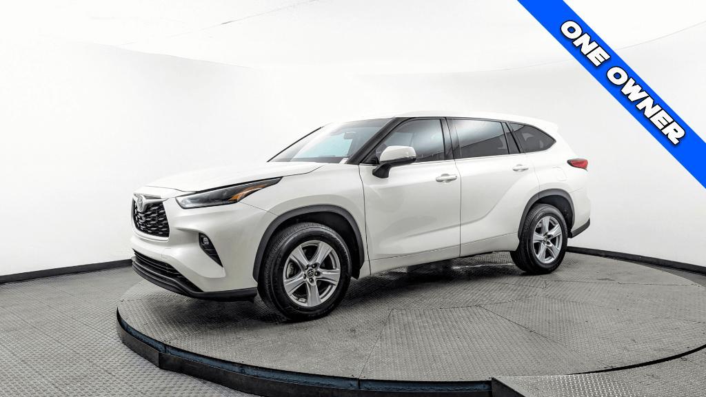 used 2021 Toyota Highlander car, priced at $18,699