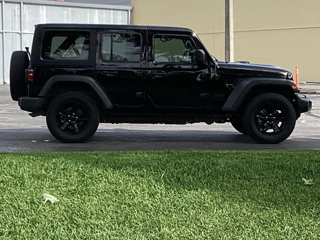 used 2022 Jeep Wrangler Unlimited car, priced at $27,994