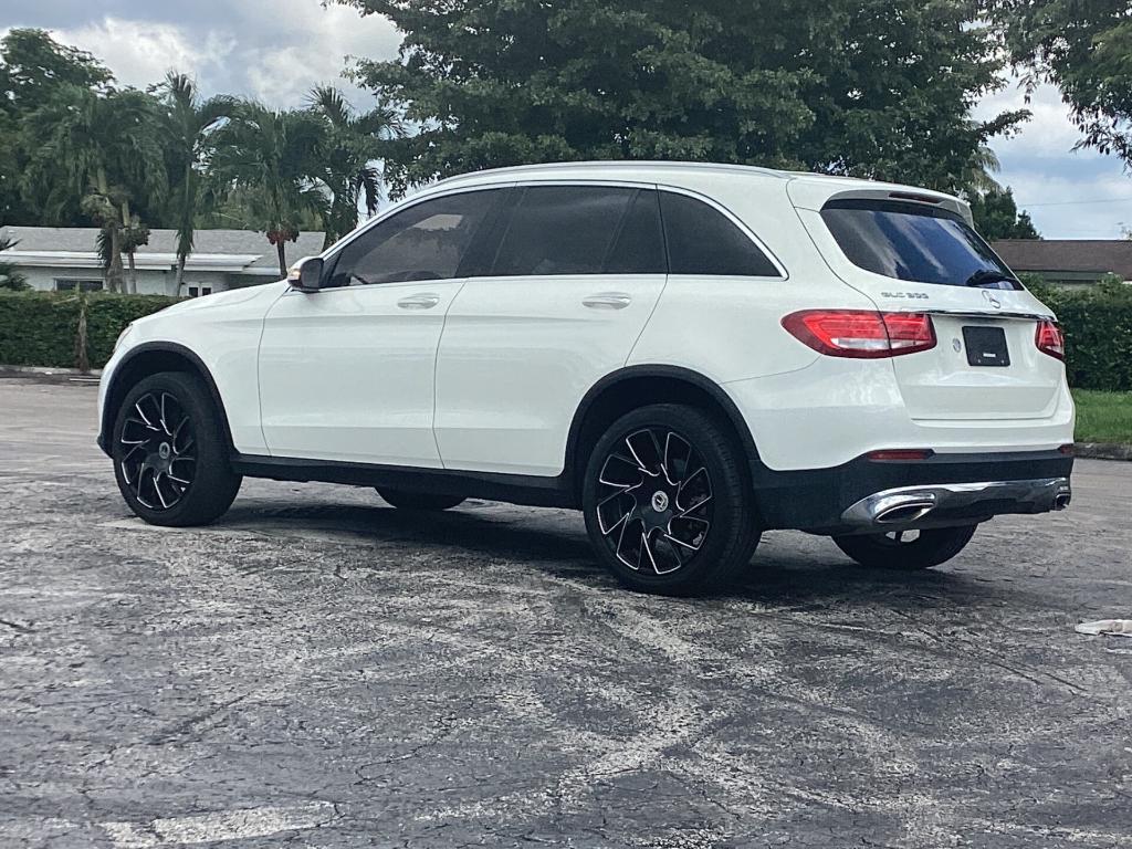 used 2019 Mercedes-Benz GLC 300 car, priced at $16,999