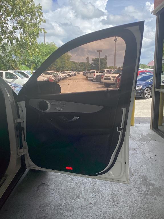 used 2019 Mercedes-Benz GLC 300 car, priced at $16,999