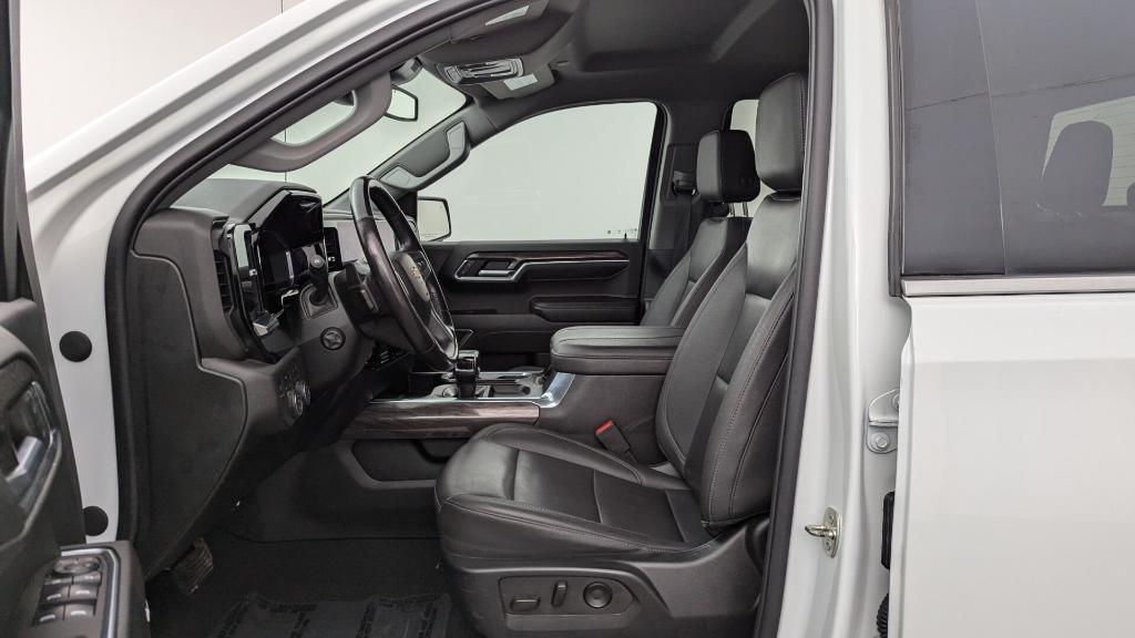 used 2023 Chevrolet Silverado 1500 car, priced at $35,499