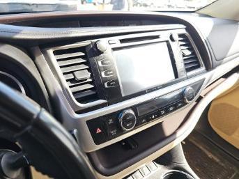 used 2018 Toyota Highlander car, priced at $17,999