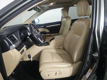 used 2018 Toyota Highlander car, priced at $17,999