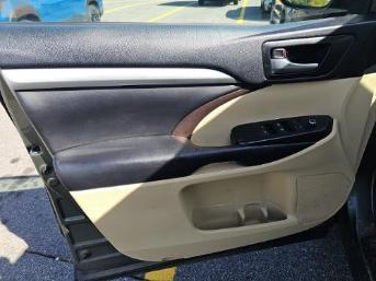 used 2018 Toyota Highlander car, priced at $17,999