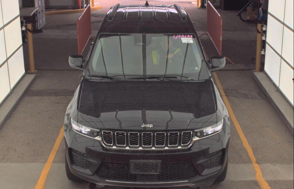 used 2023 Jeep Grand Cherokee car, priced at $22,999