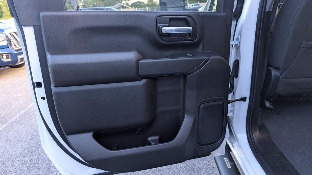 used 2023 Chevrolet Silverado 2500 car, priced at $36,995