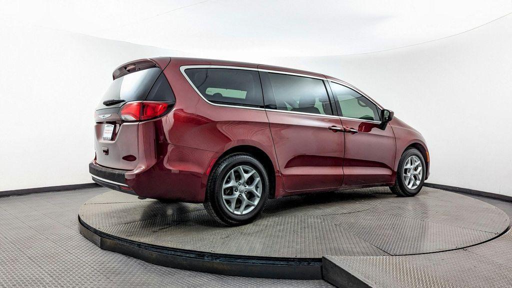 used 2017 Chrysler Pacifica car, priced at $10,299