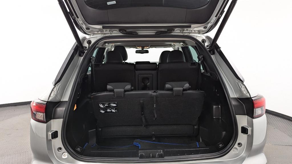 used 2023 Mitsubishi Outlander PHEV car, priced at $25,399