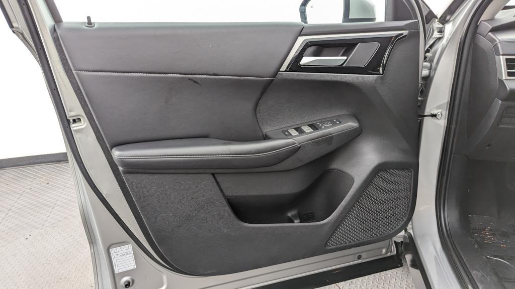 used 2023 Mitsubishi Outlander PHEV car, priced at $25,399