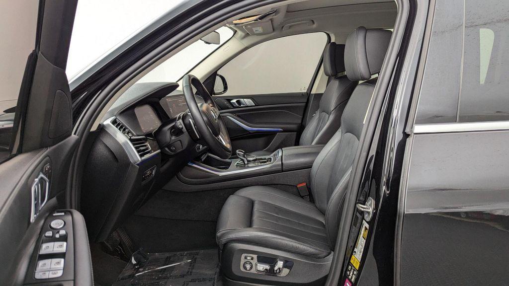 used 2022 BMW X7 car, priced at $40,399