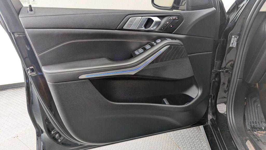 used 2022 BMW X7 car, priced at $40,399