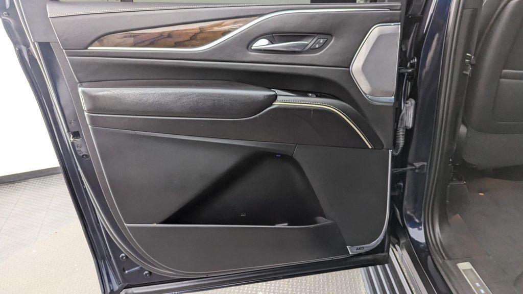 used 2021 Cadillac Escalade ESV car, priced at $47,499