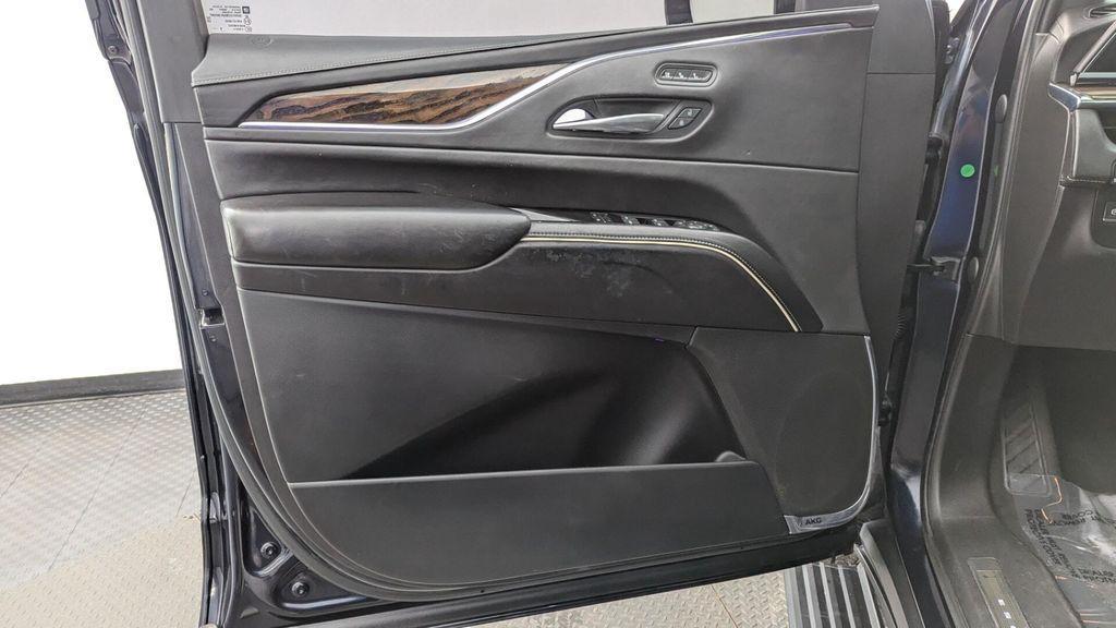 used 2021 Cadillac Escalade ESV car, priced at $47,499