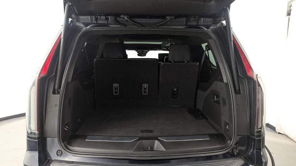 used 2021 Cadillac Escalade ESV car, priced at $47,499