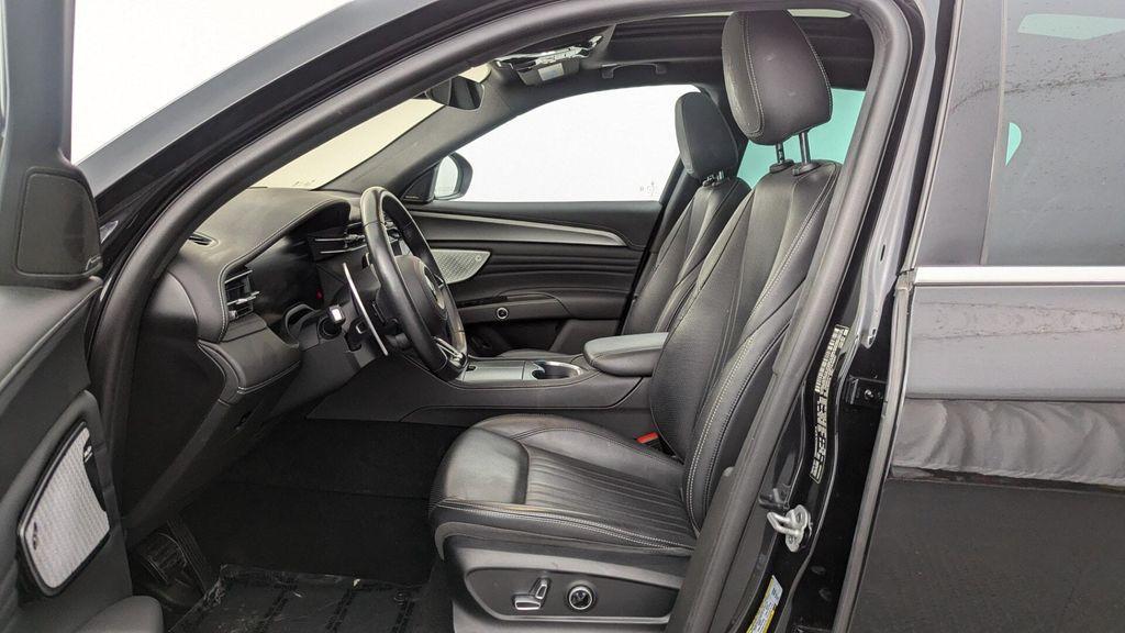used 2023 Maserati Grecale car, priced at $35,199