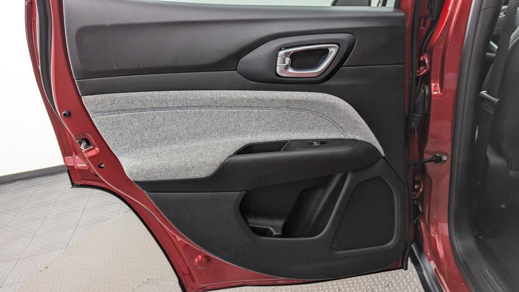 used 2024 Jeep Compass car, priced at $18,999