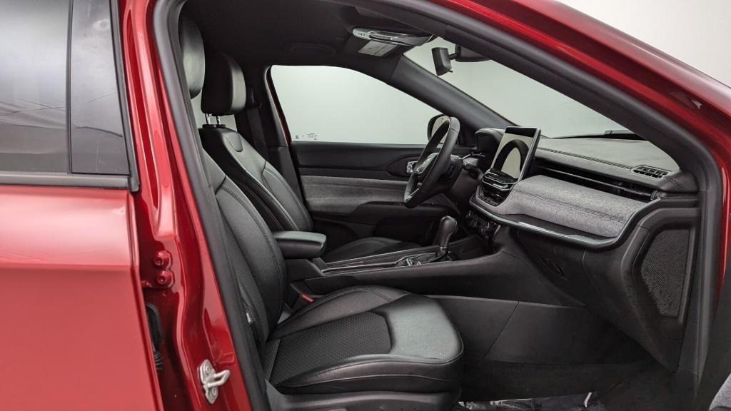 used 2024 Jeep Compass car, priced at $18,999