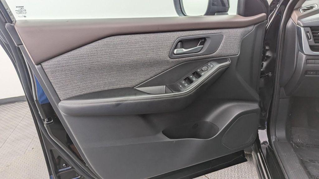 used 2023 Nissan Rogue car, priced at $18,999