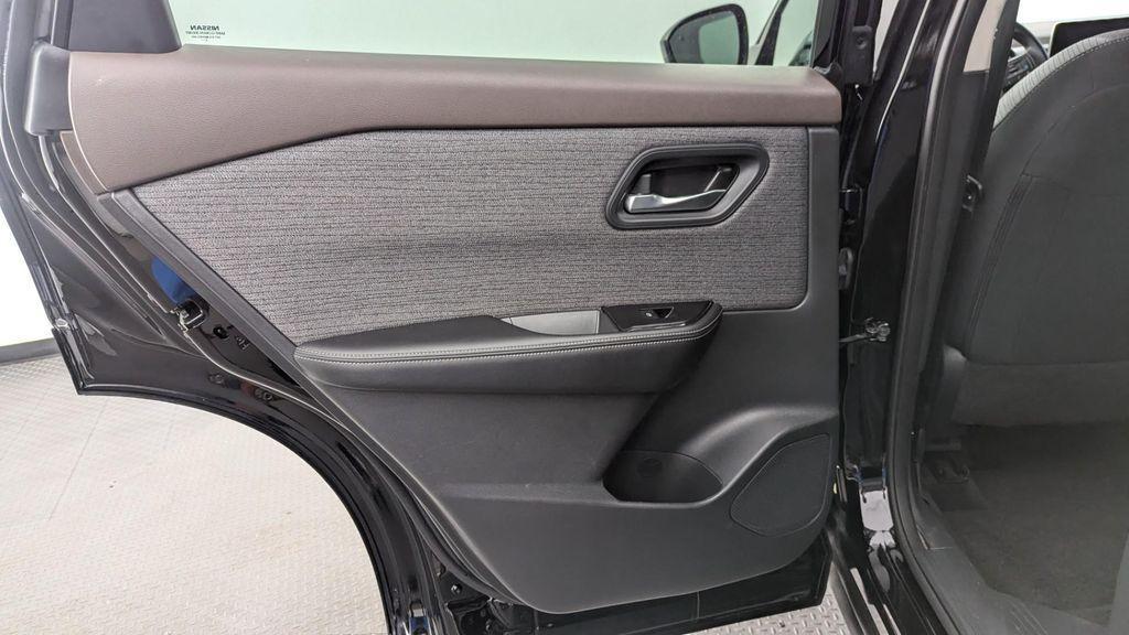 used 2023 Nissan Rogue car, priced at $18,999