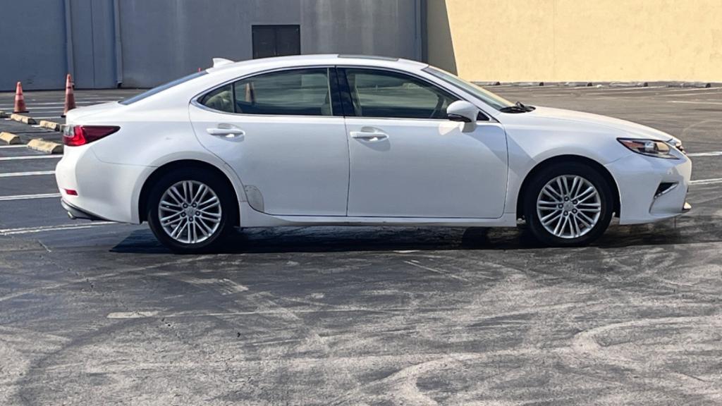 used 2016 Lexus ES 350 car, priced at $17,999