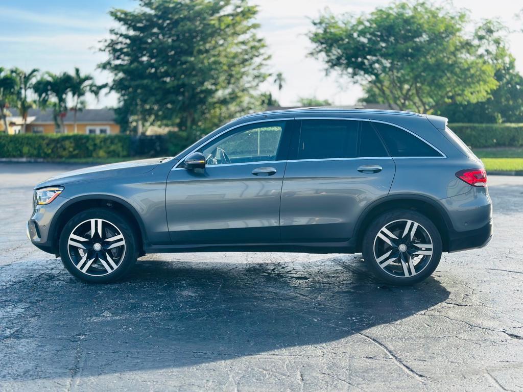 used 2020 Mercedes-Benz GLC 300 car, priced at $20,099