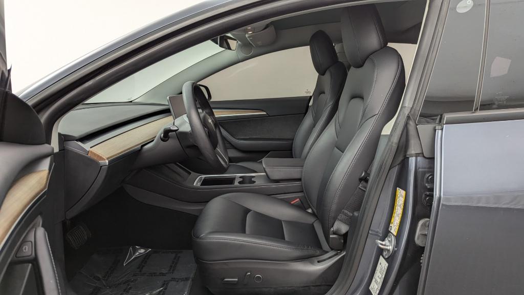 used 2022 Tesla Model 3 car, priced at $23,999