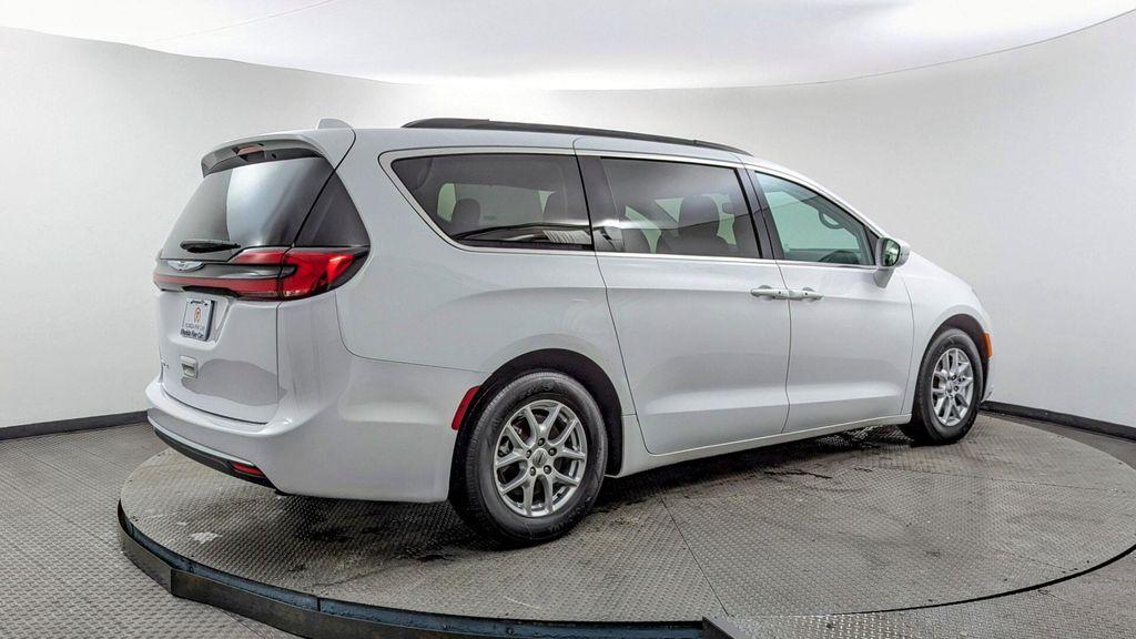 used 2022 Chrysler Pacifica car, priced at $18,798