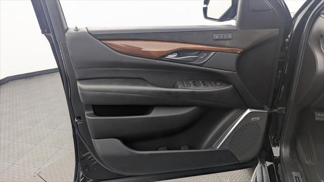 used 2019 Cadillac Escalade ESV car, priced at $37,599