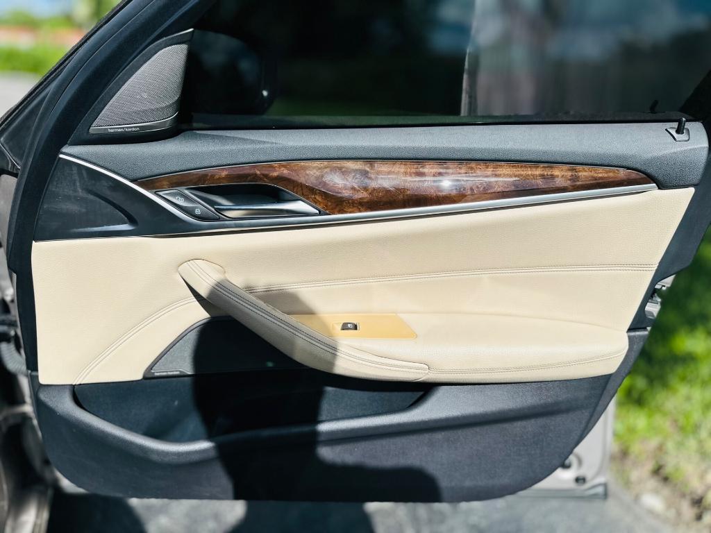 used 2018 BMW 540 car, priced at $17,699