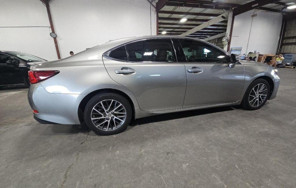 used 2017 Lexus ES 350 car, priced at $19,999