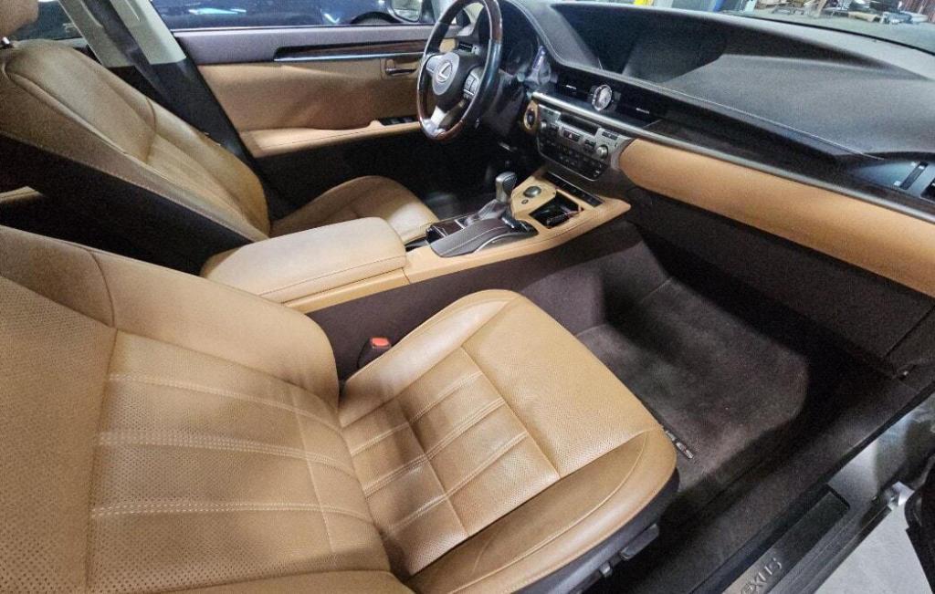 used 2017 Lexus ES 350 car, priced at $19,999