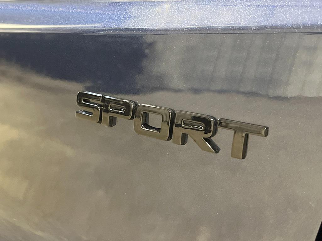 new 2026 Honda CR-V Hybrid car, priced at $38,580