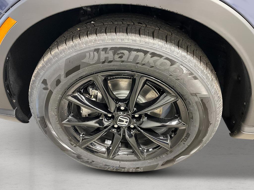 new 2026 Honda CR-V Hybrid car, priced at $38,580