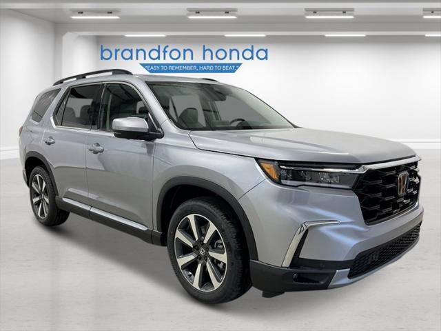 new 2025 Honda Pilot car, priced at $54,530