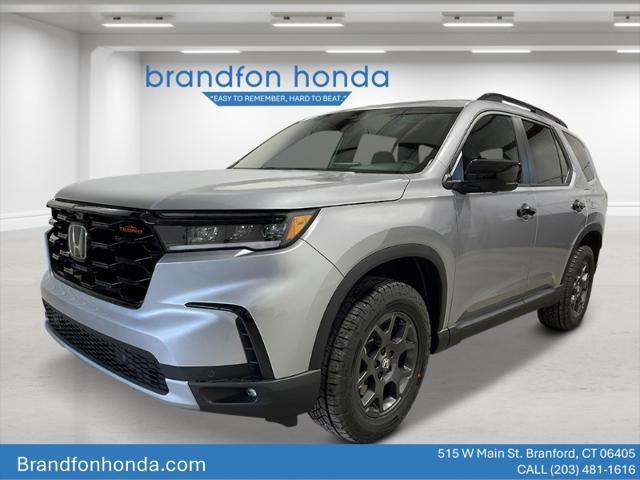 new 2025 Honda Pilot car, priced at $50,795