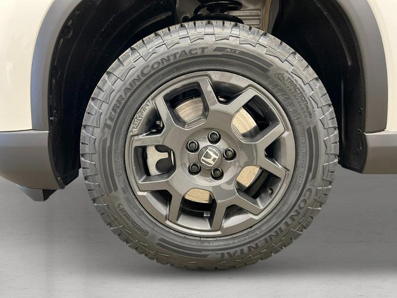 new 2025 Honda Pilot car, priced at $51,350