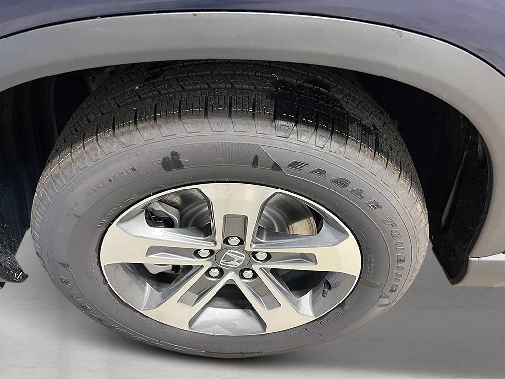 new 2025 Honda Pilot car, priced at $47,095