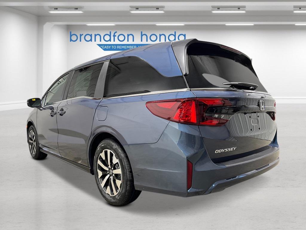 new 2026 Honda Odyssey car, priced at $44,290