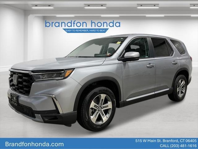 new 2025 Honda Pilot car, priced at $46,995