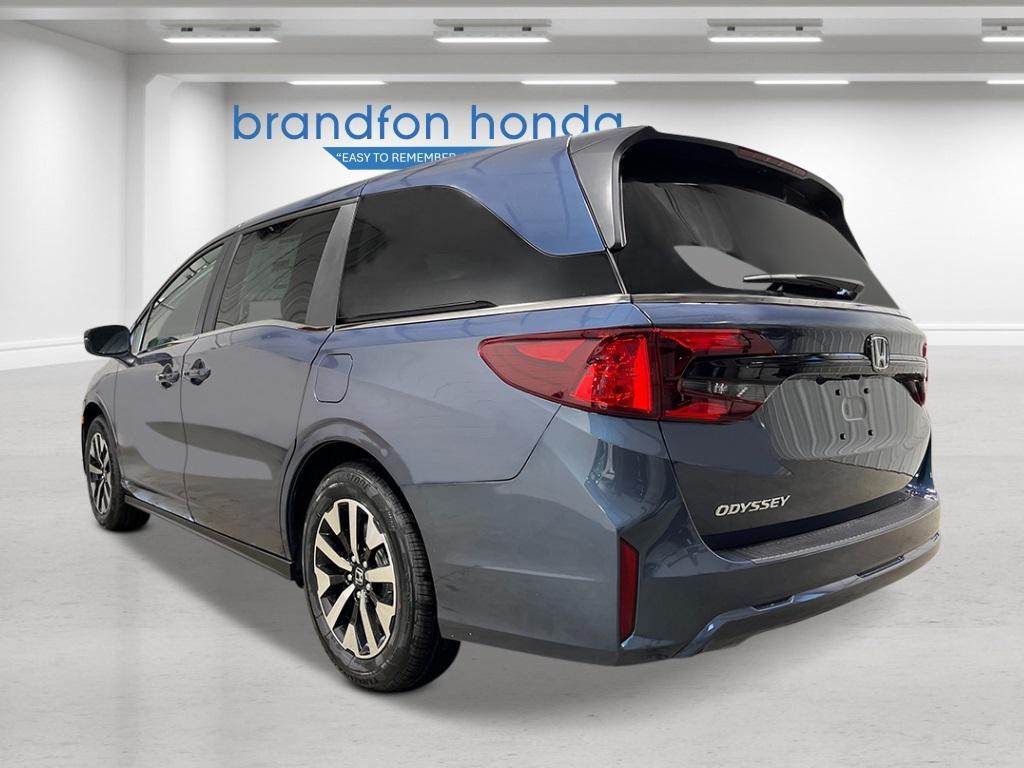 new 2026 Honda Odyssey car, priced at $44,290