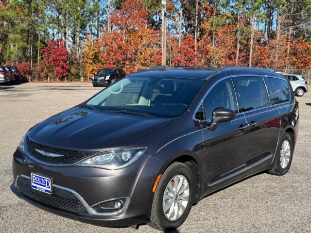 used 2018 Chrysler Pacifica car, priced at $15,995