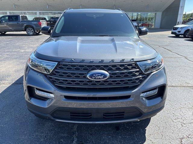 used 2022 Ford Explorer car