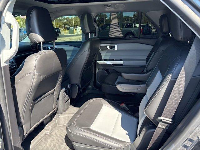 used 2022 Ford Explorer car