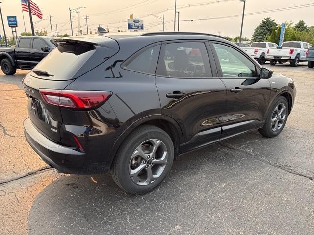 used 2023 Ford Escape car, priced at $27,995