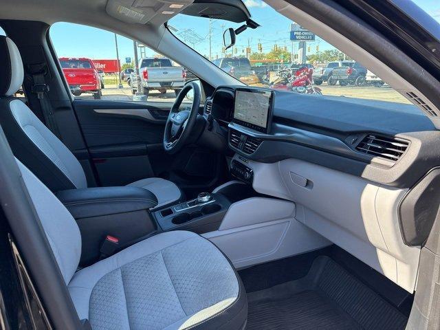 used 2023 Ford Escape car, priced at $25,997
