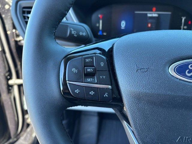 used 2023 Ford Escape car, priced at $25,997
