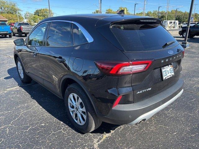 used 2023 Ford Escape car, priced at $25,997