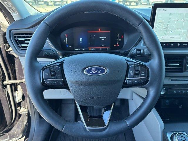 used 2023 Ford Escape car, priced at $25,997
