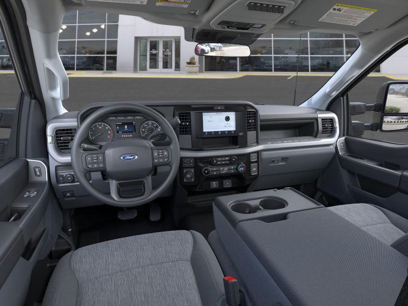 new 2025 Ford F-350 car, priced at $60,920